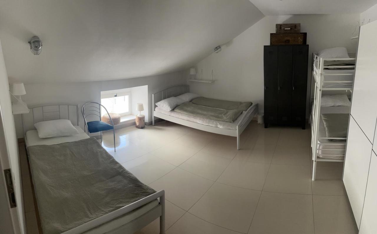 Eagle'S Nest Hostel Postojna Εξωτερικό φωτογραφία
