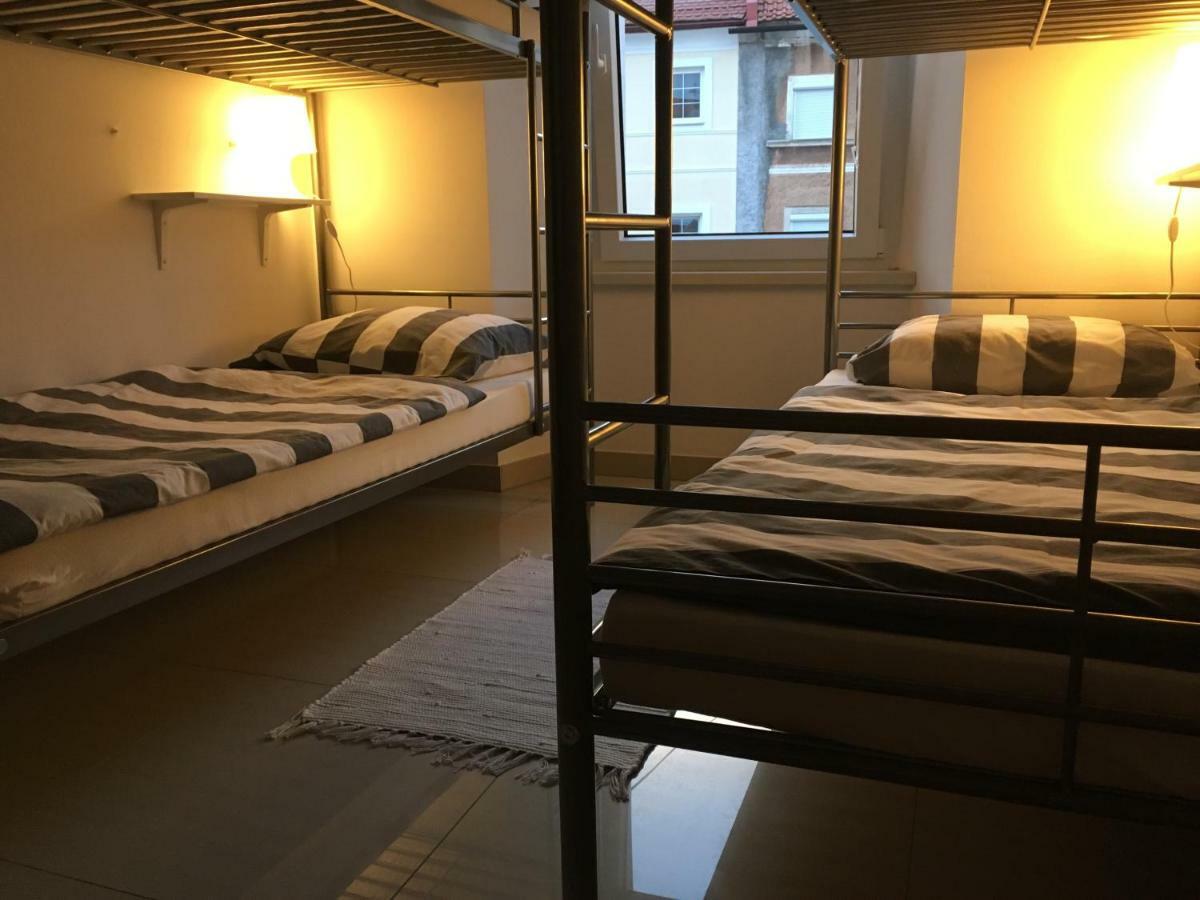 Eagle'S Nest Hostel Postojna Εξωτερικό φωτογραφία