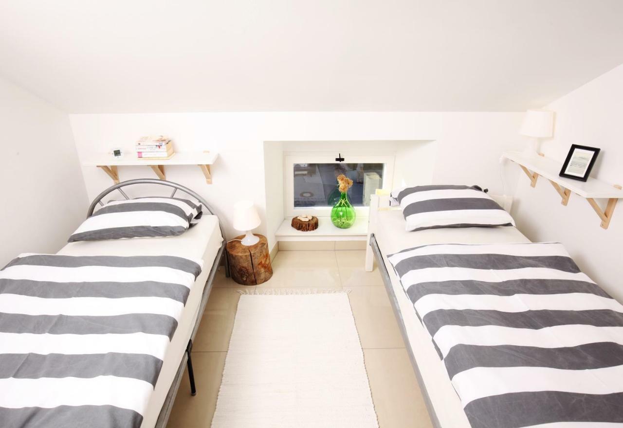 Eagle'S Nest Hostel Postojna Εξωτερικό φωτογραφία